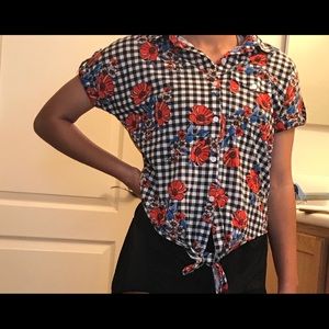 Barack and white button up